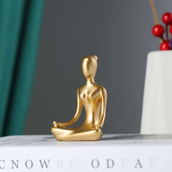 Rieki Figurine Polyresin - Picture 2 of 2